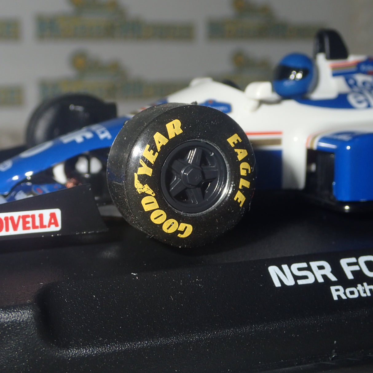 NSR N0367IL - 1:32 SCALE FORMULA 86/89 - ROTHMANS DH #0 LIVERY