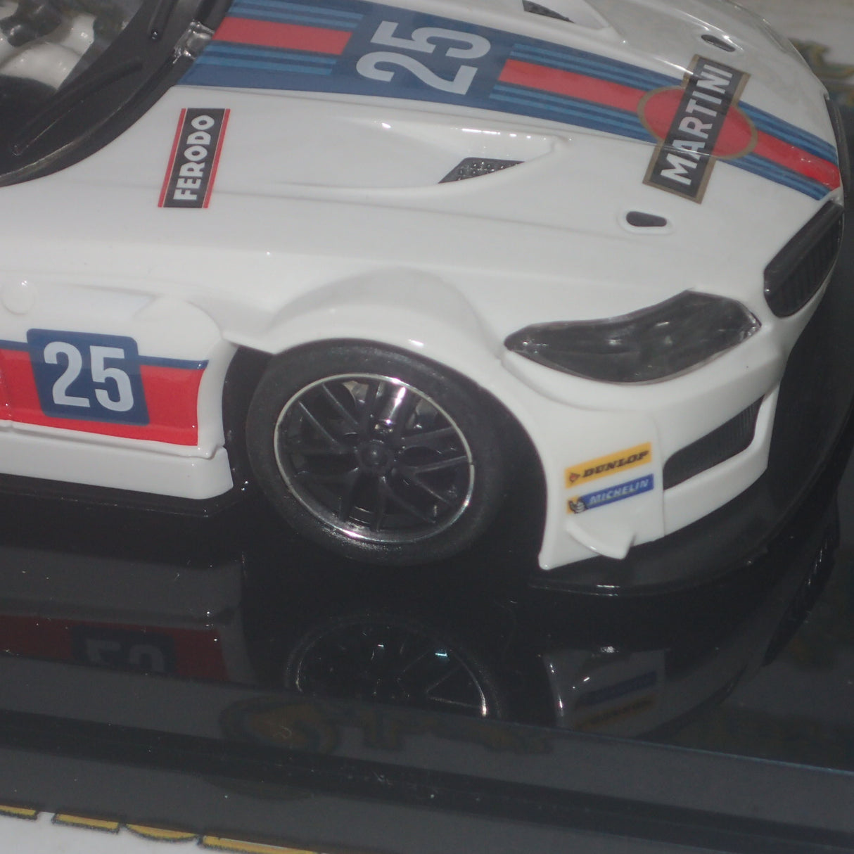 NSR 0601AW - 1:32 SCALE BMW Z4 GT3 Martini Racing Livery White n.25