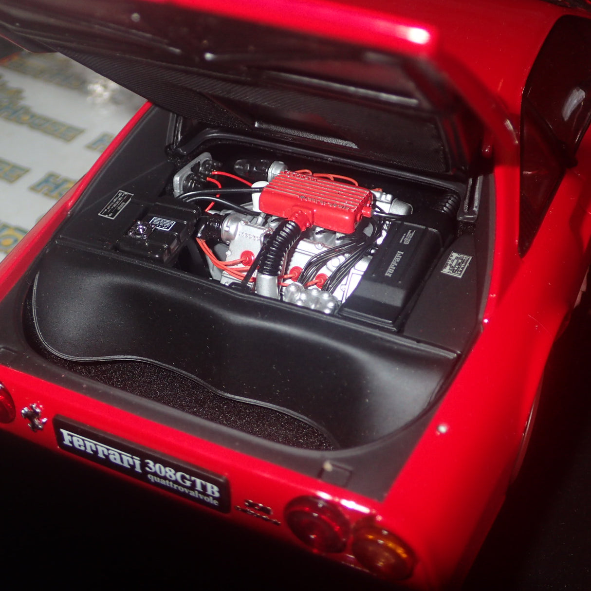 Kyosho 08182R - 1/18 Scale Ferrari 308 GTB QUATTROVALVOLE 1980