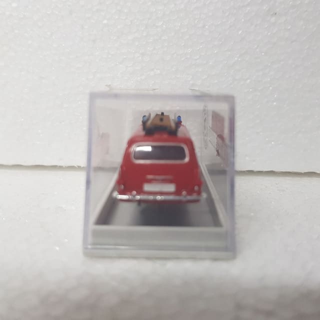 Brekina – 1/87 – HO/00 Scale – Opel Rekord P2 Caravan "Brandweer" Plastic Scale Model Replica