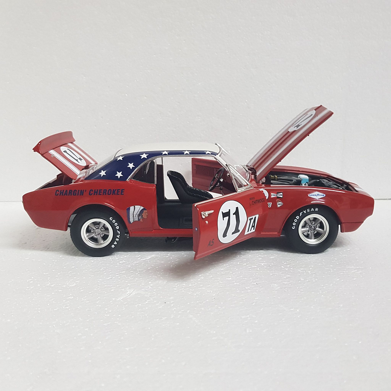 ACME A1805712 - 1/18 Scale Joie Chitwood's Chargin' Cherokee 1967 Chevrolet Camaro 1968 Daytona 24 Hours Diecast Scale Model Replica