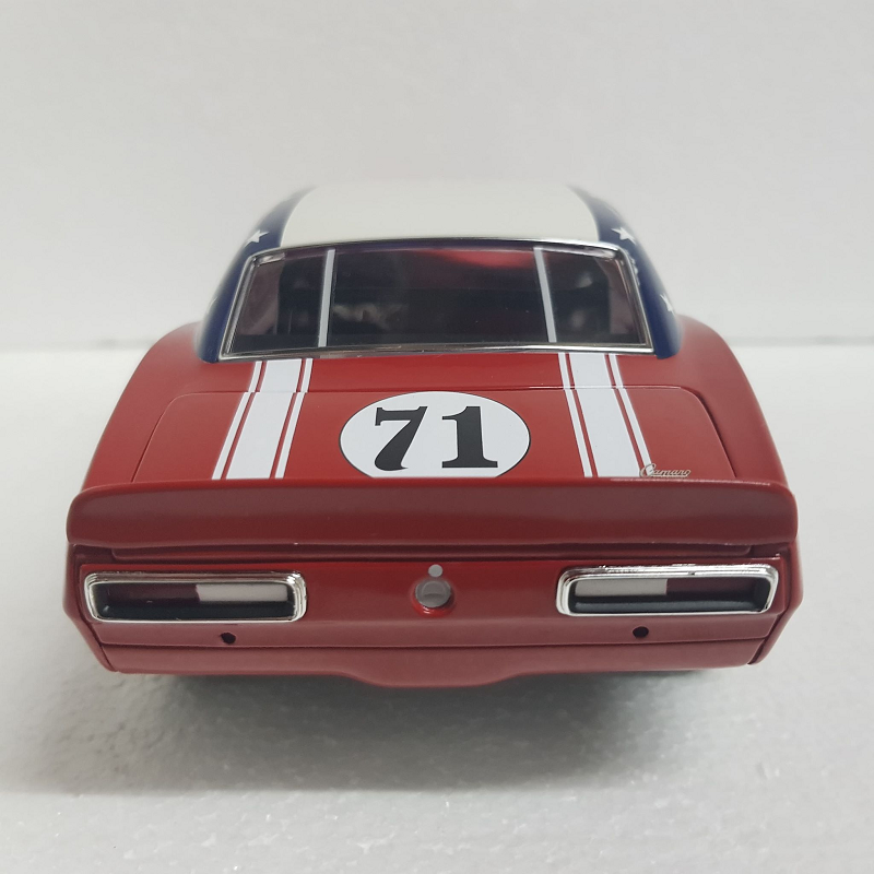 ACME A1805712 - 1/18 Scale Joie Chitwood's Chargin' Cherokee 1967 Chevrolet Camaro 1968 Daytona 24 Hours Diecast Scale Model Replica