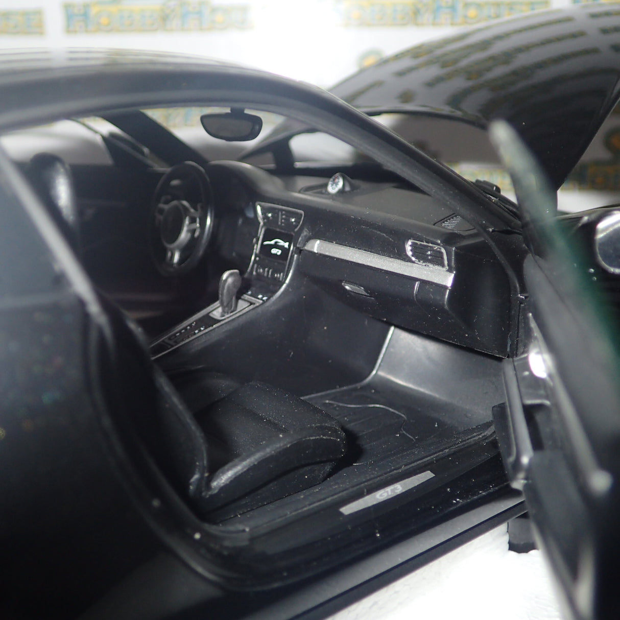 MINICHAMPS 100 062724 - 1/18 PORSCHE 911 GT3 2013 Black M. to 300 units worldwide