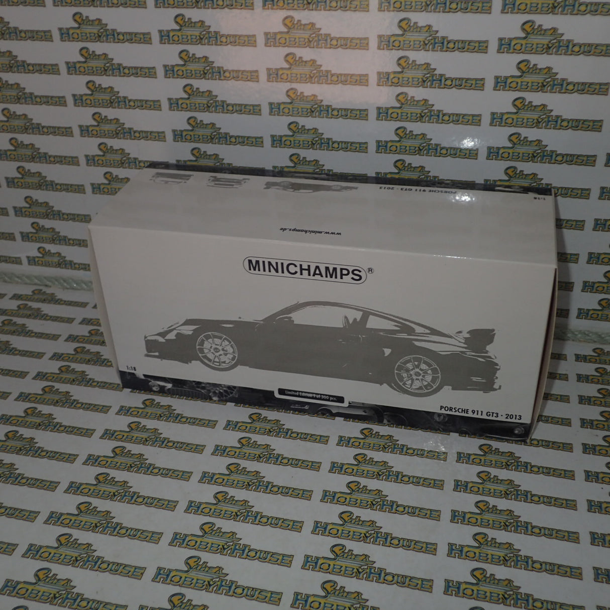 MINICHAMPS 100 062724 - 1/18 PORSCHE 911 GT3 2013 Black M. to 300 units worldwide