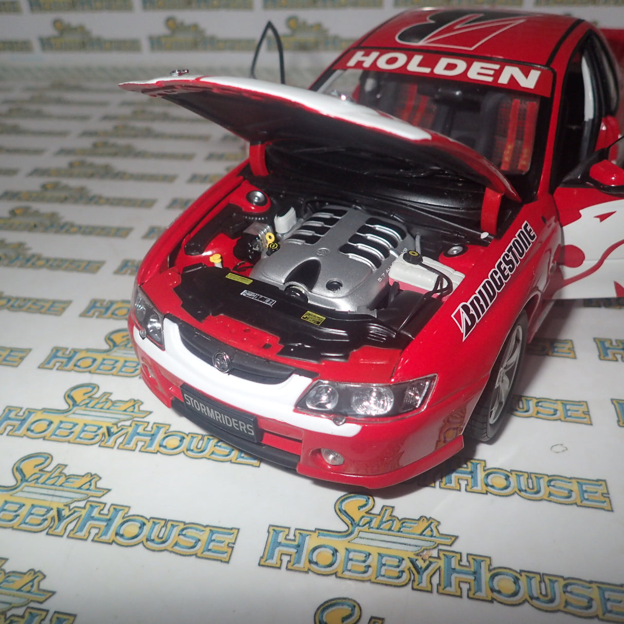 Classic Carlectables 18125 - Resale 1/18 VY SS Ute Holden Stormriders