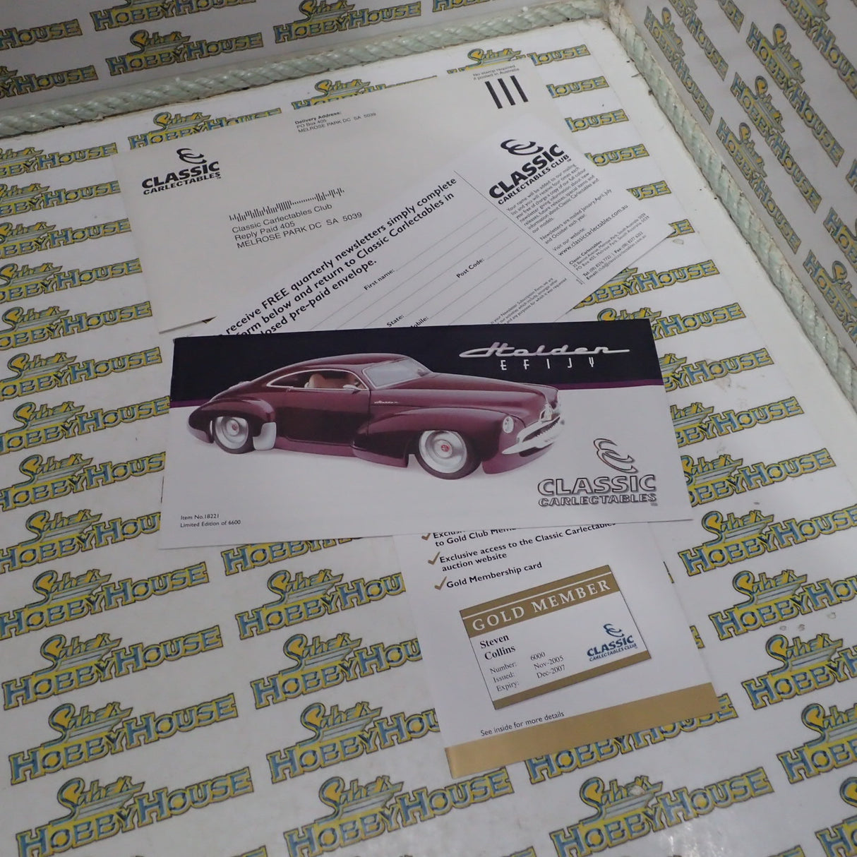 Classic Carlectables 18221 - 1/18 Scale Holden Efijy Diecast Model Replica