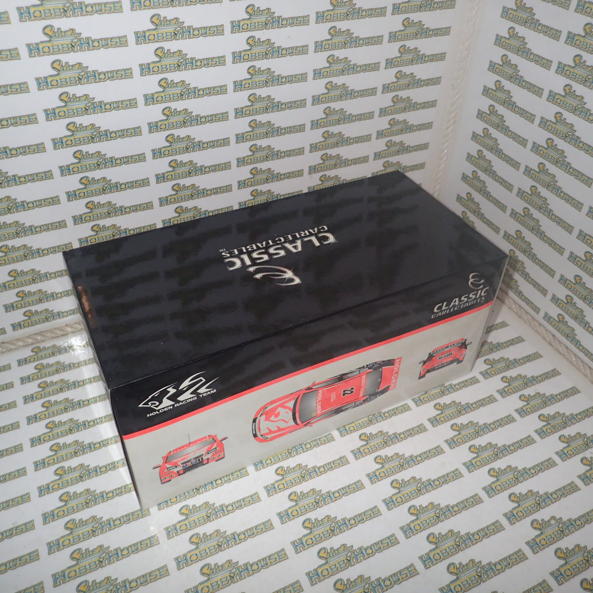 Classic Carlectables 18292 - 1/18 Scale #22 Todd Kelly's Year 2007 Holden Racing Team VE Commodore Diecast Scale Model Replica