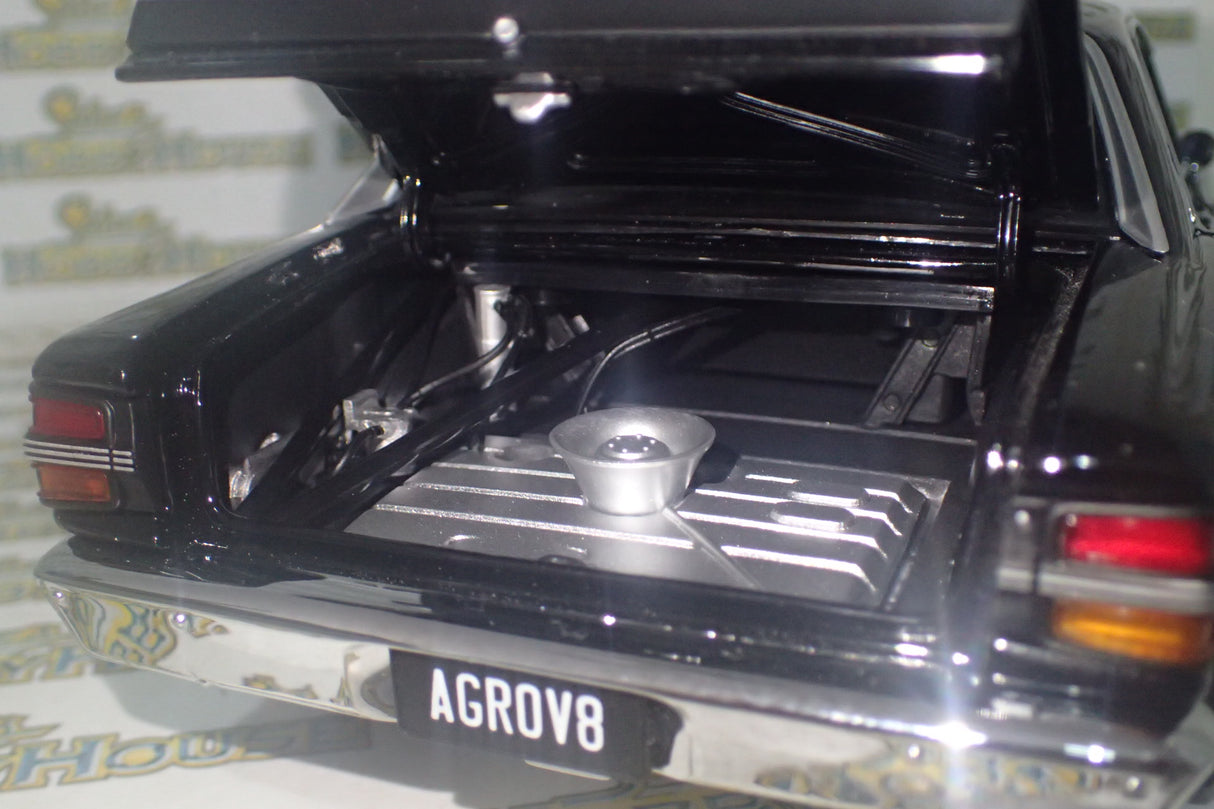 CLASSIC CARLECTABLES 18529 - 1:18 SCALE FORD GT-HO SUPER FALCON GLOSS BLACK DIECAST REPLICA