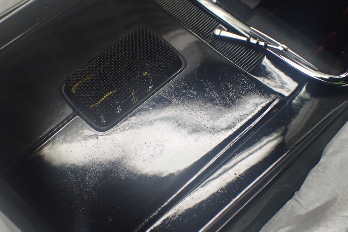 CLASSIC CARLECTABLES 18529 - 1:18 SCALE FORD GT-HO SUPER FALCON GLOSS BLACK DIECAST REPLICA