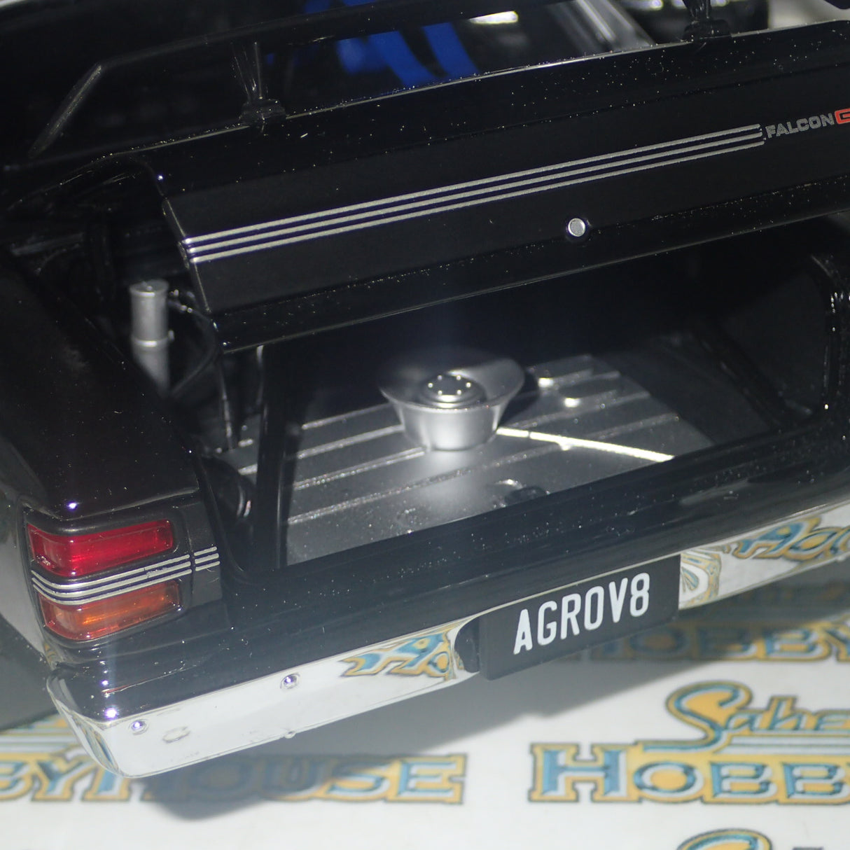 CLASSIC CARLECTABLES 18529 - 1:18 SCALE FORD GT-HO SUPER FALCON GLOSS BLACK DIECAST REPLICA