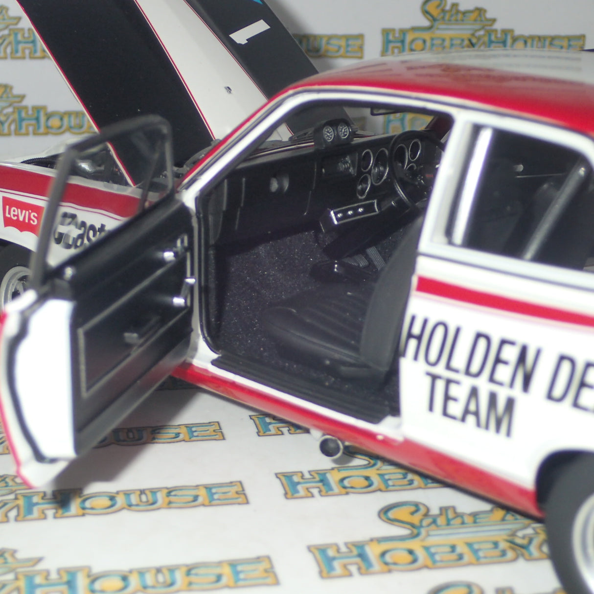 Classic Carlectables 18585 - 1/18 Holden LJ Torana GTR XU-1 1973 ATCC 2nd Place