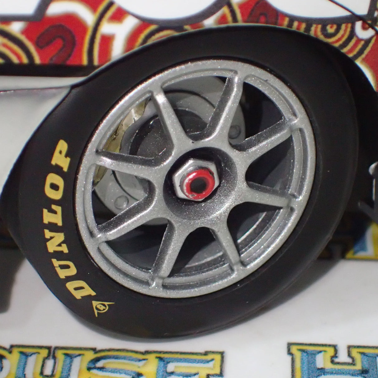 Classic Carlectables 18588 - 1:18 Jamie Whincup's 2008 Red Dust Darwin Livery Team Vodefone Ford BF Falcon