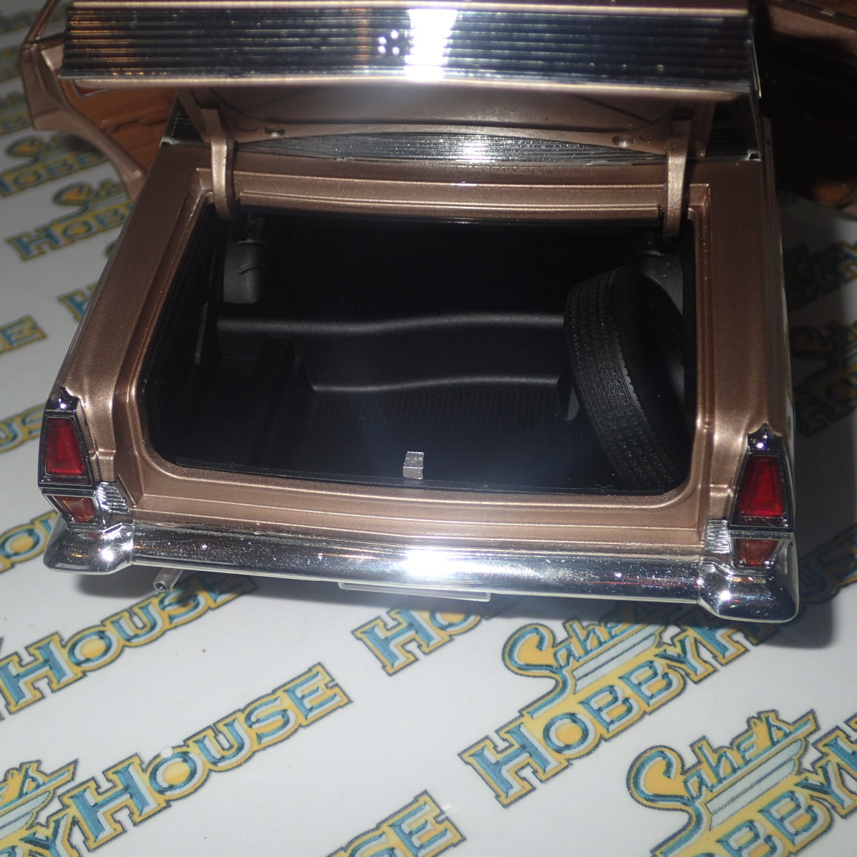 Classic Carlectables - 1/18 Scale - 18605 Holden HR Premier in Landale Gold Metallic Diecast Scale Model Replica