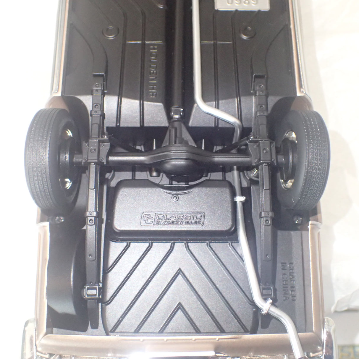 Classic Carlectables - 1/18 Scale - 18605 Holden HR Premier in Landale Gold Metallic Diecast Scale Model Replica