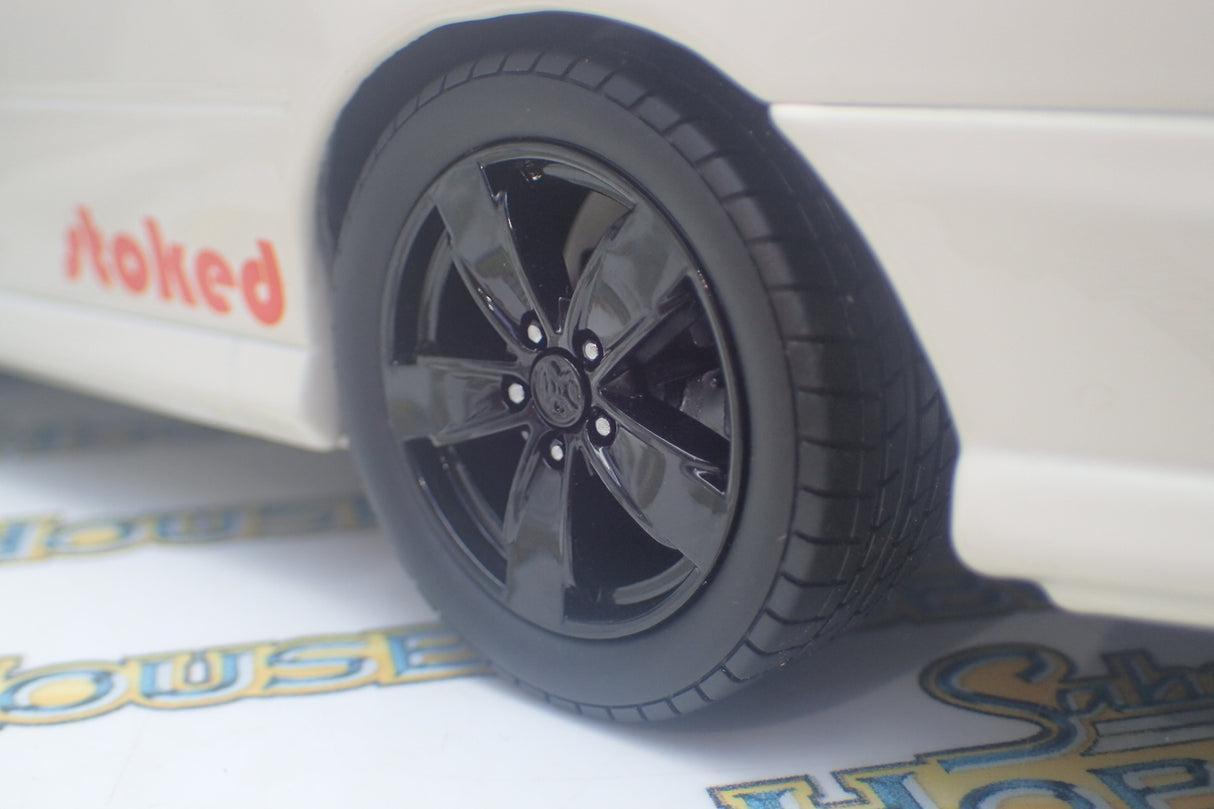 Classic Carlectables 18666 - 1/18 Scale Custom Ute "STOKED" Diecast Scale Model Replica