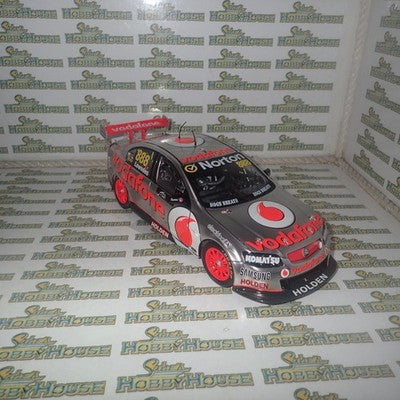 Classic Carlectables 18525 – 1/18 Scale #888 Craig Lowndes’ 2012 “End of an Era” TeamVodafone Holden VE Series II Commodore Die-cast Model Replica