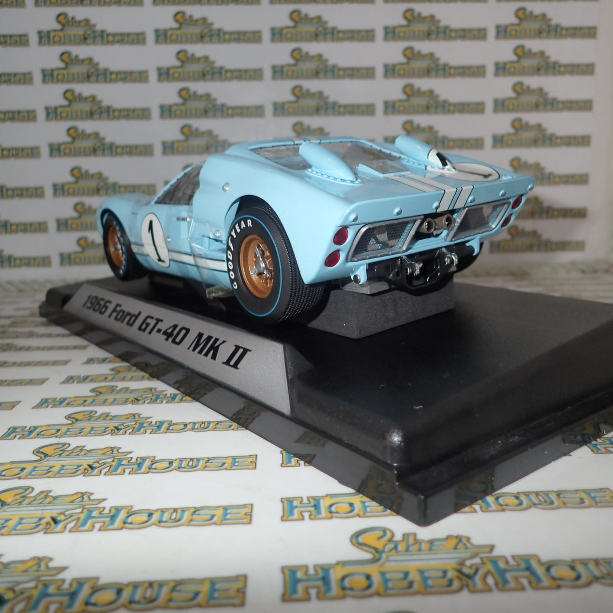 Shelby Collectibles 223168 - Set of 3 1/18 Scale Exclusive 50th Anniversary Edition of Ford's 1-2-3 Finish at the 1966 24 Hours of Le Mans.