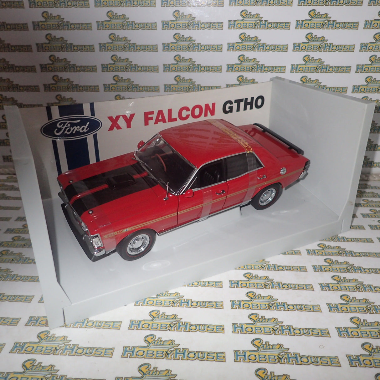 Biante 22721 - 1:18 FORD XY FALCON GTHO TRACK RED Die-Cast Replica