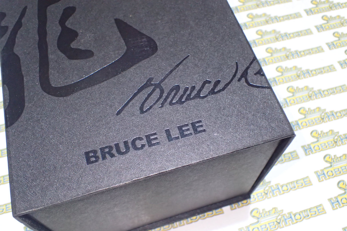Enterbay 280873 - Black Label BL-1 1/6 Scale Bruce Lee Statue