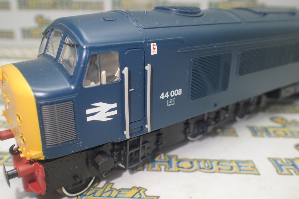 Bachmann 32-651 - HO/00 Scale Class 44 Diesel 44 008 'PENYGHENT' BR Blue Locomotive