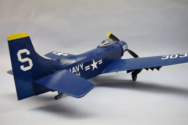Dumas Aircraft 327 - U.S. NAVY AD-2 ATTACK BOMBER KIT