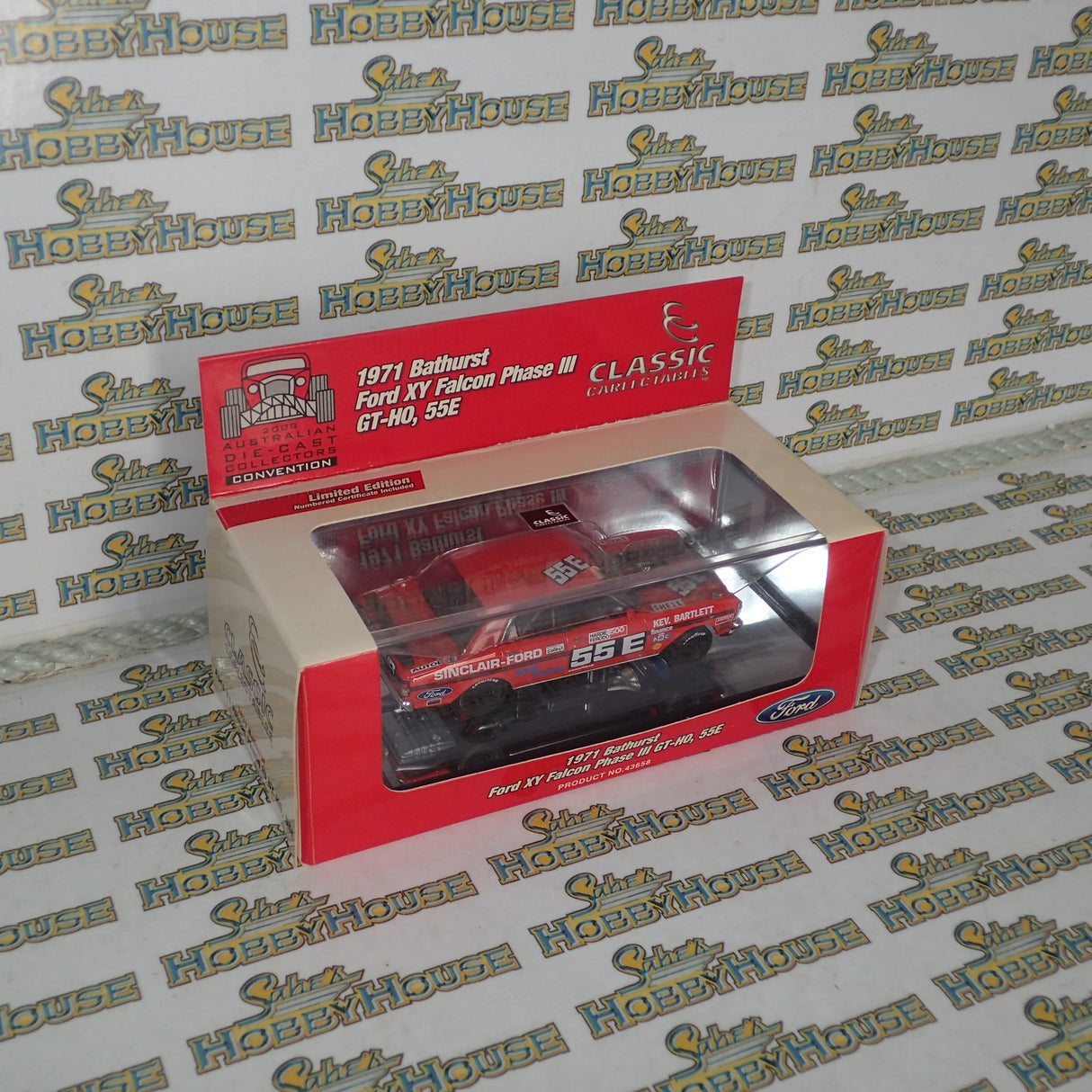 Classic Carlectables 43658 1/43 Scale Ford XY Falcon Phase 3 GT-HO 55E 1971 Bathurst