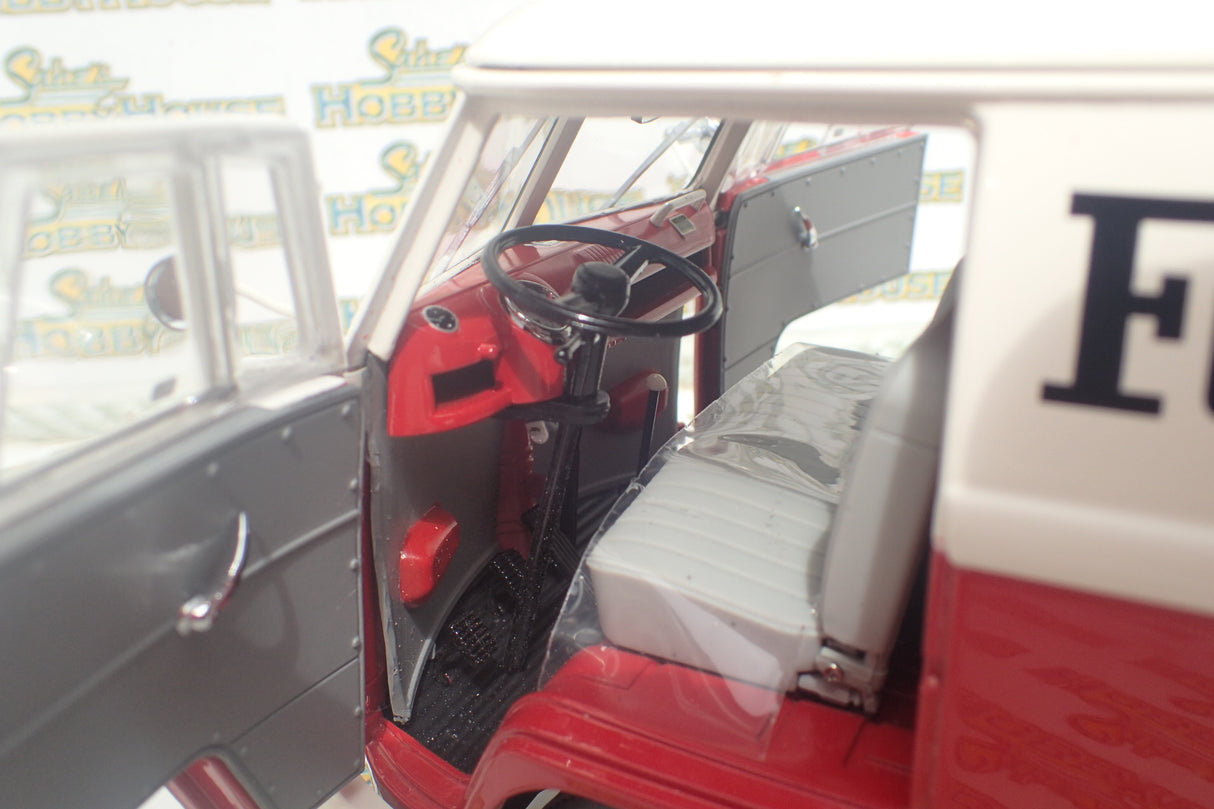 Schuco 45 003 6700 - 1/18 Scale Volkswagen T1 Transporter "Ferrari" Diecast Model Replica