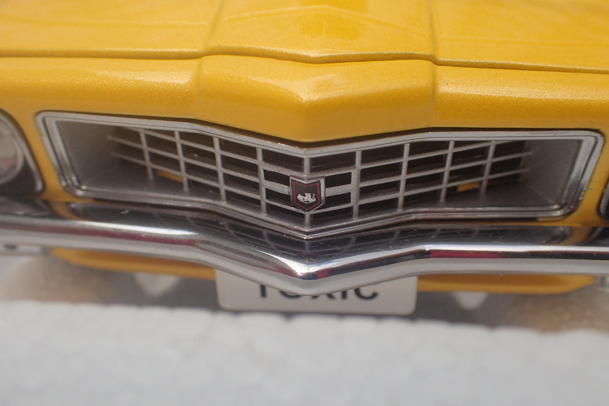 Autoart 72577 - 1/18 Scale - Holden LJ Torana GTR XU-1 Street Machine in Metallic Yellow Diecast Scale Model Replica