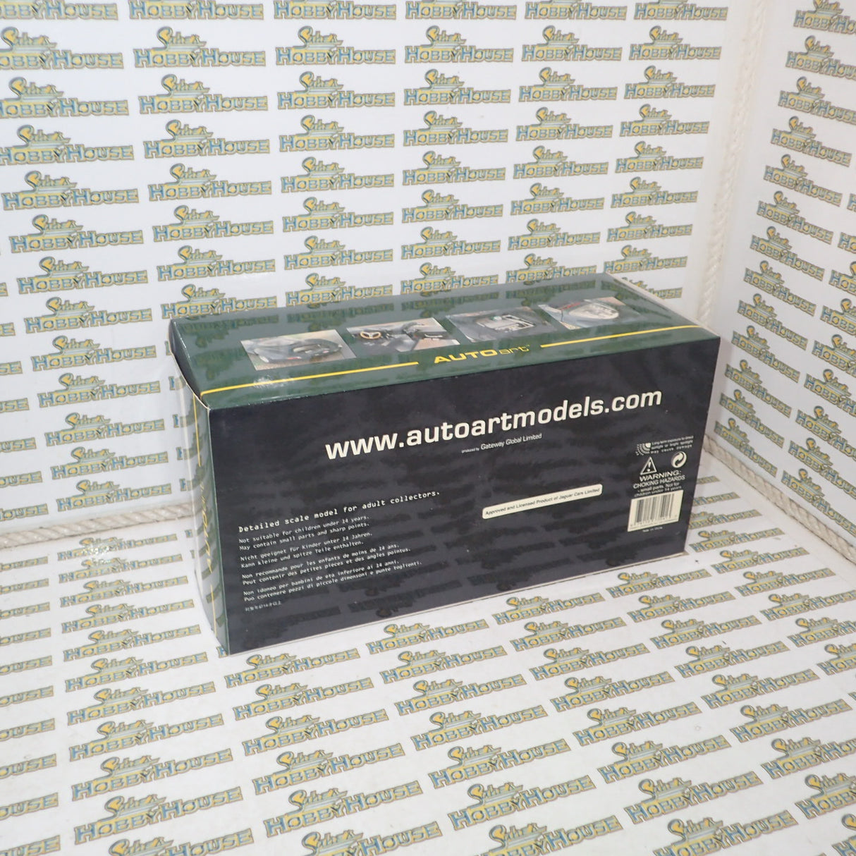 Autoart Millennium 73541 - 1/18 Jaguar XJ 13 Diecast Scale Model Replica