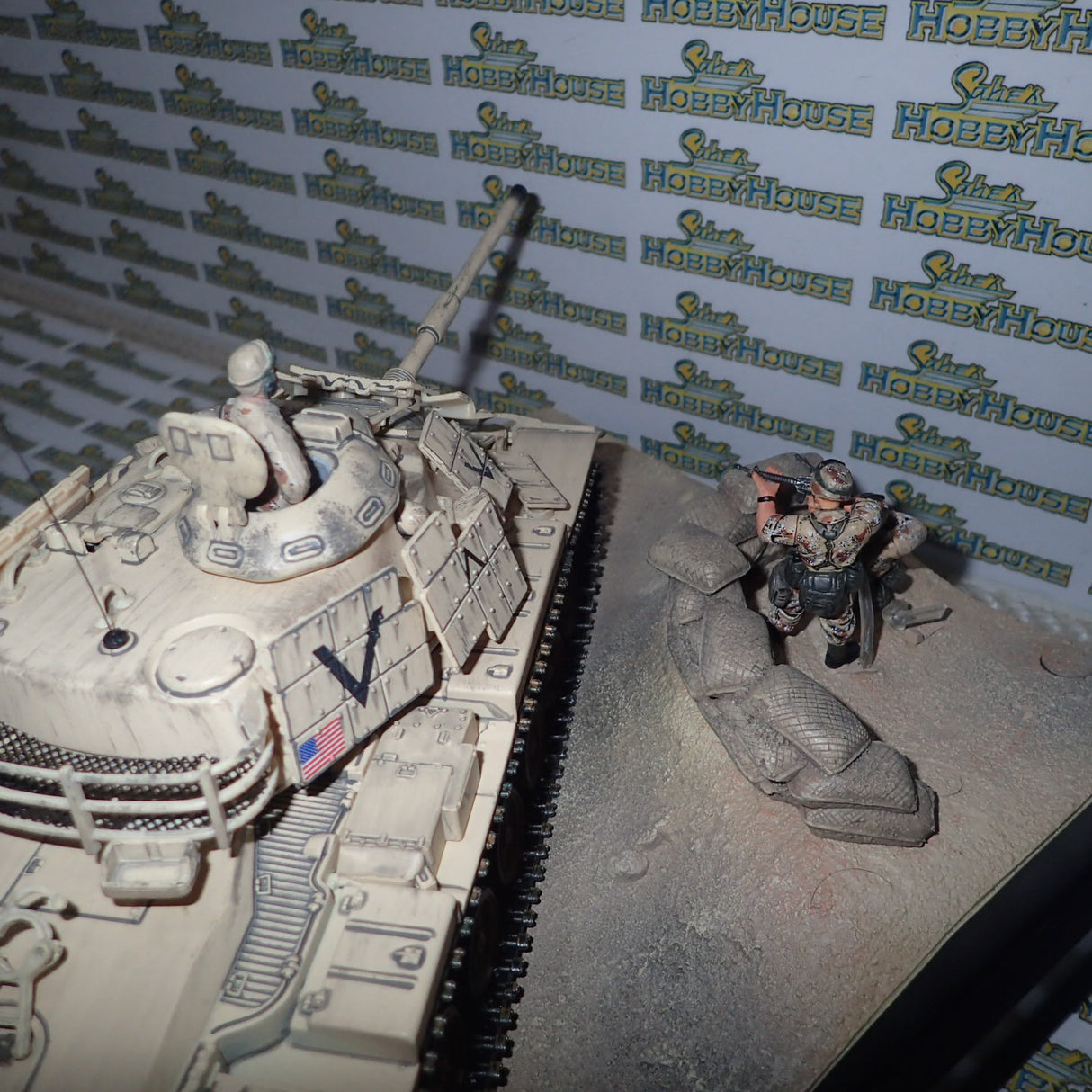 Forces of Valor 80109 - 1/32 Patton M60 A1 tank of the American army.