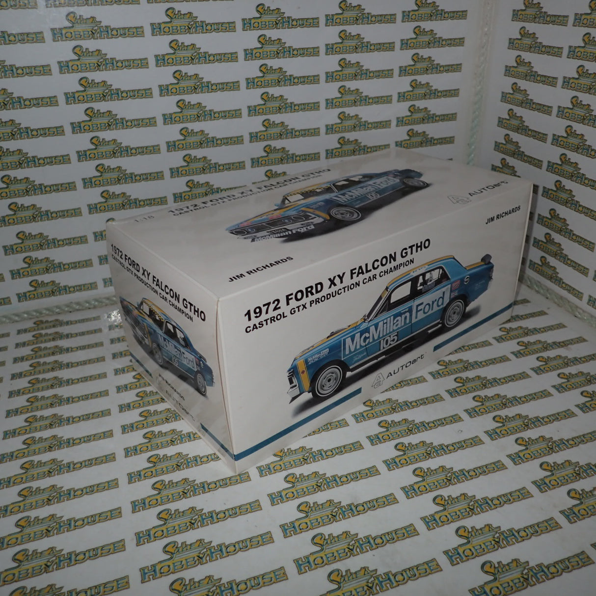 Biante Autoart 87216 - 1/18 Scale 1972 Ford XY Falcon GTHO Phase III Castrol GTX New Zealand Production Car Champion Winner #105 - Jim Richards