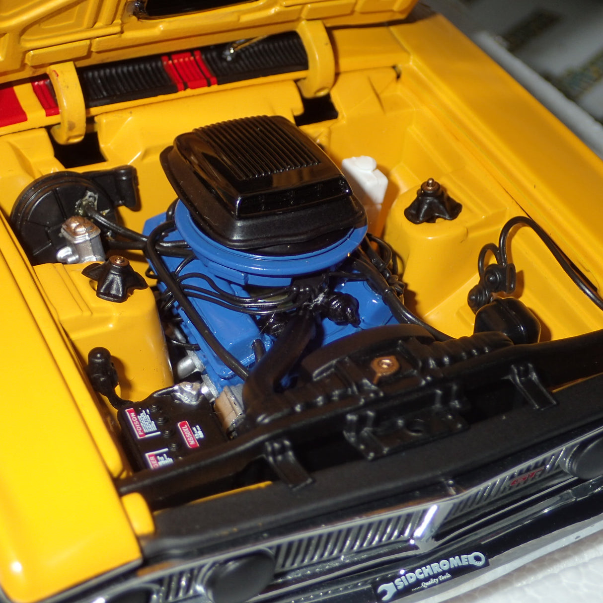 Biante AutoArt - 87310 1/18 Scale FORD FALCON XY GTHO PHASE 3 1973 MURRAY CARTER CAR #3