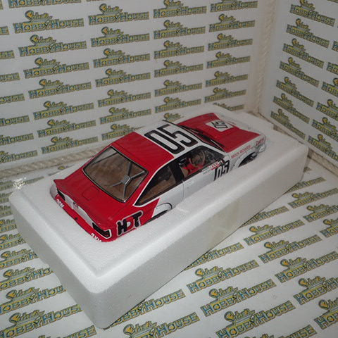 Biante/AutoArt 87962 - 1/18 Scale 979 BATHURST WINNER PETER BROCK HOLDEN A9X TORANA