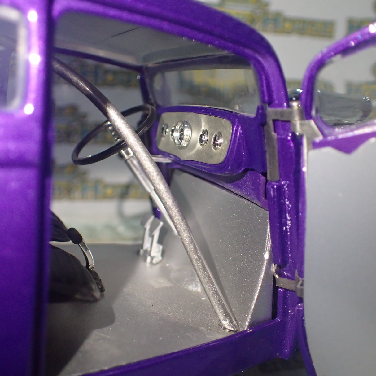 ACME A1800925 - 1/18 Scale 1933 GASSER - PLUM CRAZY