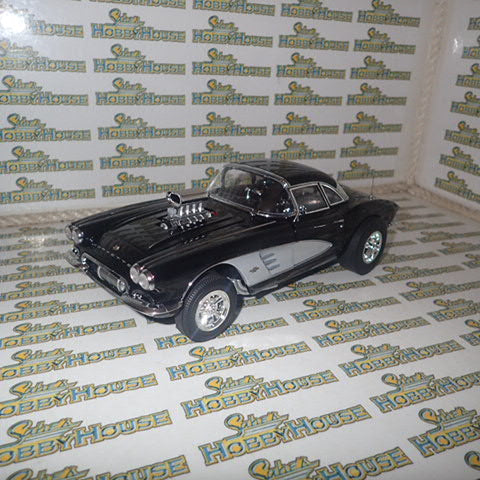 ACME A1800930 - 1/18 Scale 1961 Chevrolet Corvette Gasser - Showtime
