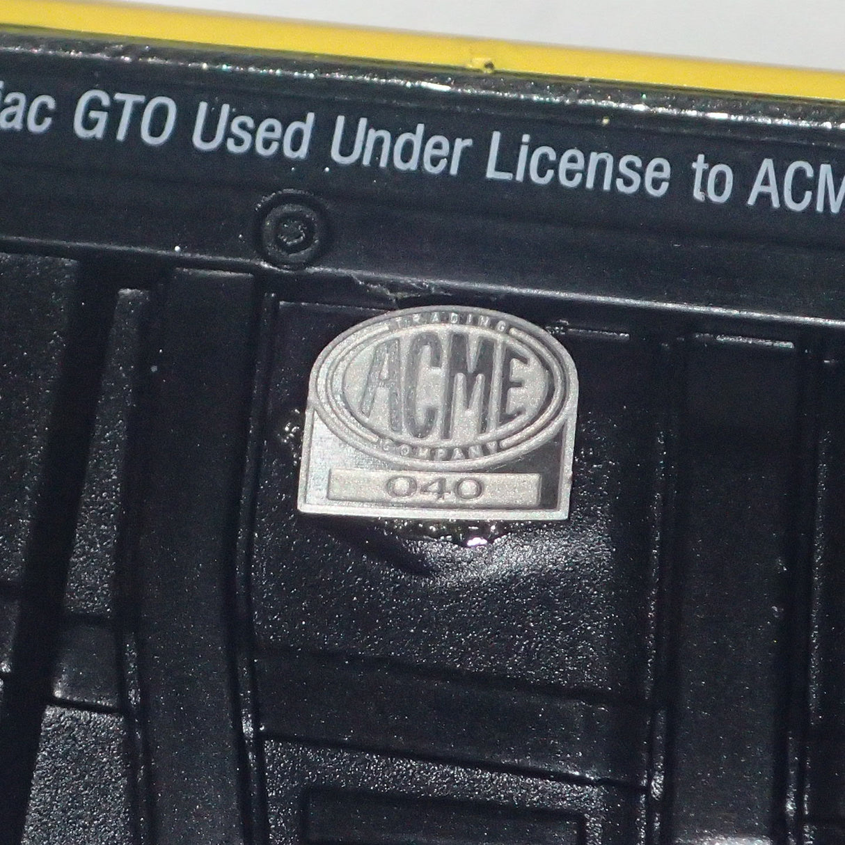 ACME A1801219 - 1/18 Scale 1966 PONTIAC GTO RESTOMOD Diecast Scale Model Replica