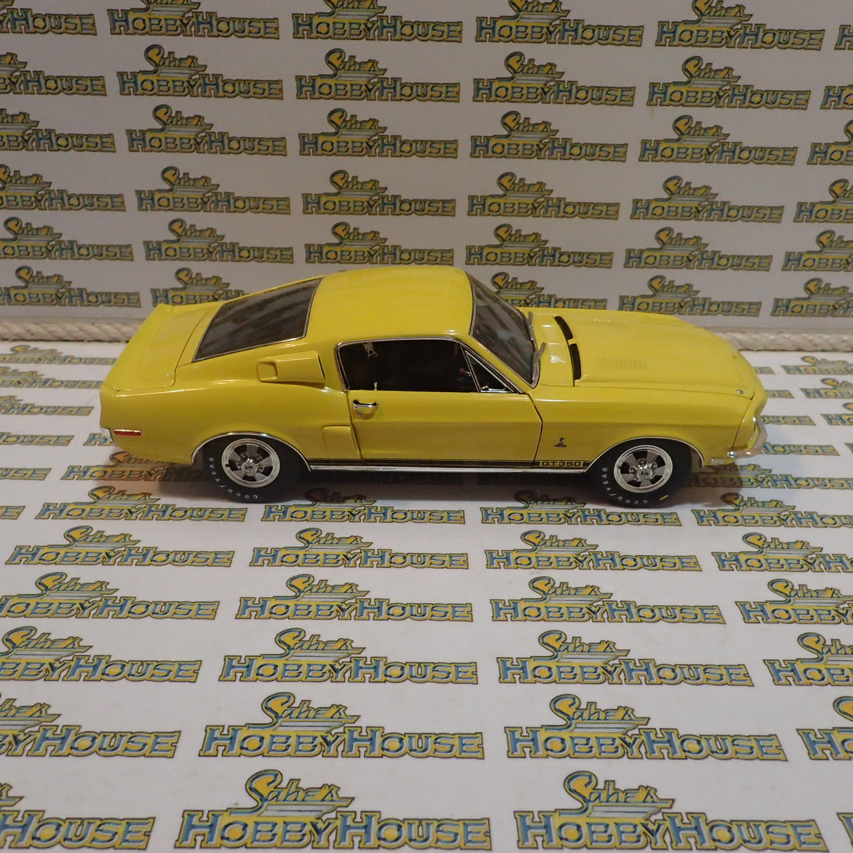 ACME A1801806 - 1/18 Scale 1968 Shelby GT 350 - "WT" Paint Scheme 6066 Yellow - Release 2