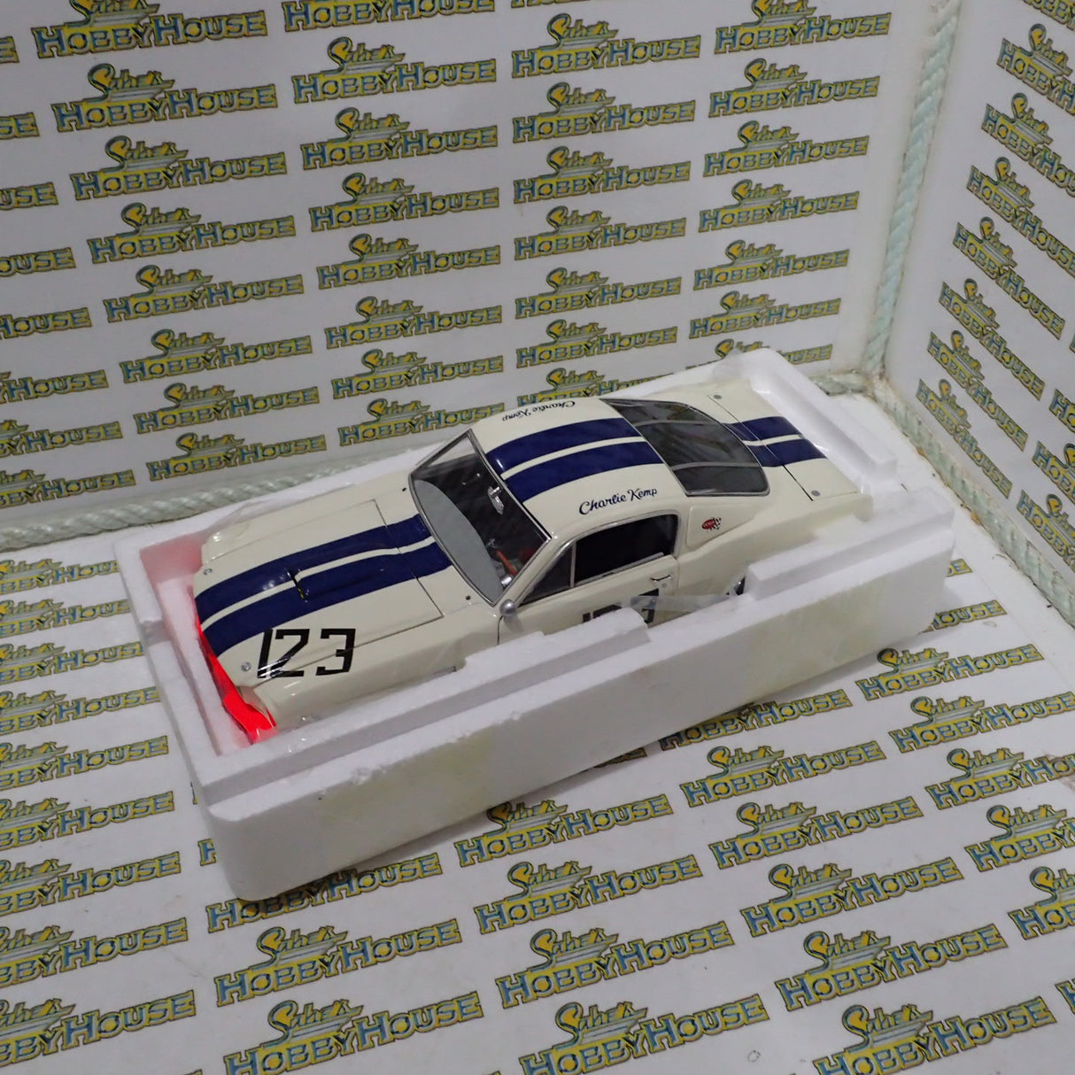 ACME A1801813 - 1/18 Scale Charlie Kemp 1965 Shelby G.T.350R only 123 Diecast Scale Model Replica's made