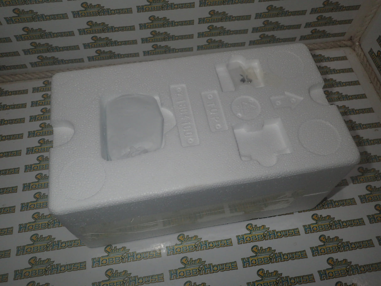 ACME A1805024 - 1/18 Scale 1932 FORD HOT ROD ROADSTER BLUE FLAME Diecast Scale Model Replica