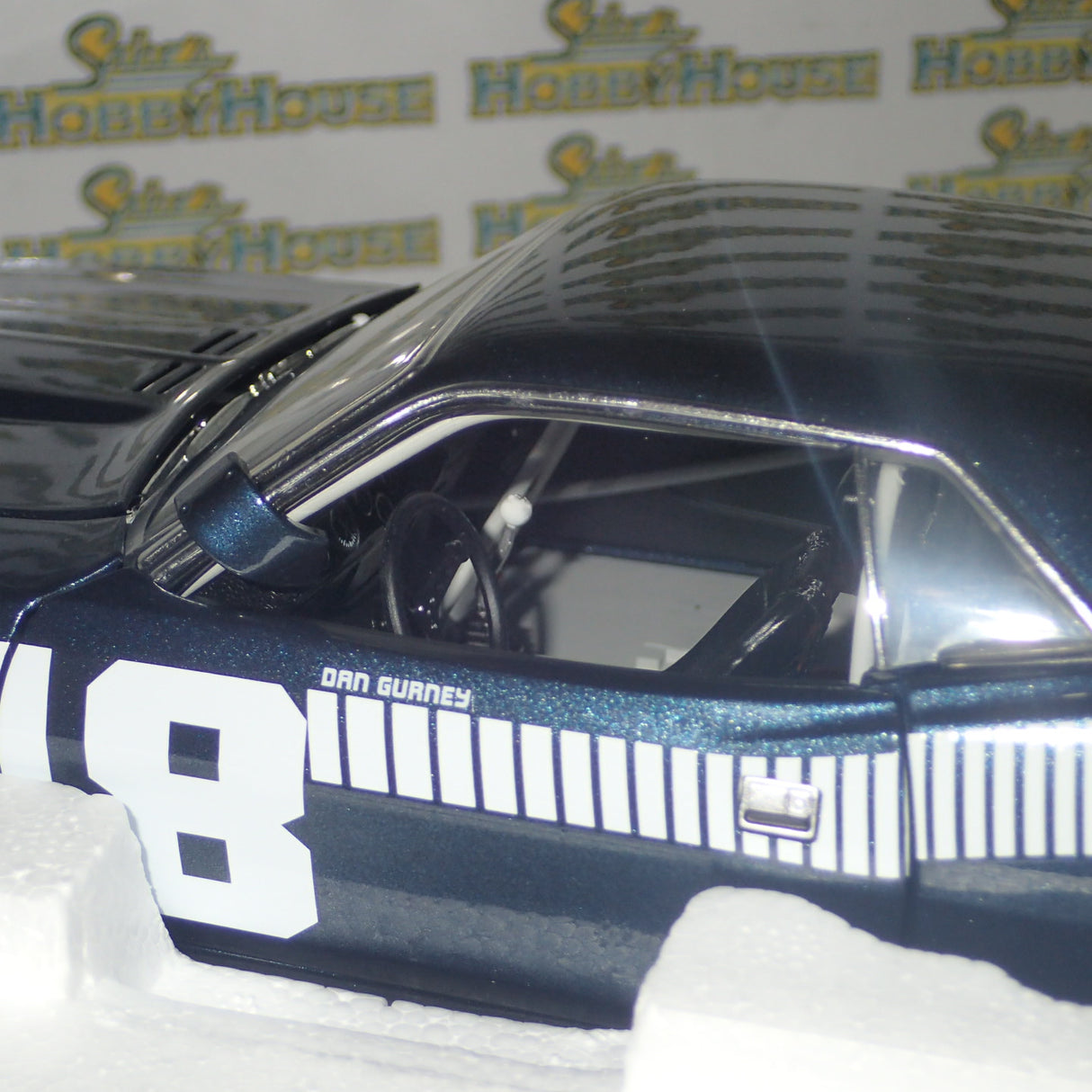 ACME A1806119 - 1/18 Scale - #48 1970 PLYMOUTH TRANS AM BARRACUDA - PILOT CAR Diecast Scale Model Replica