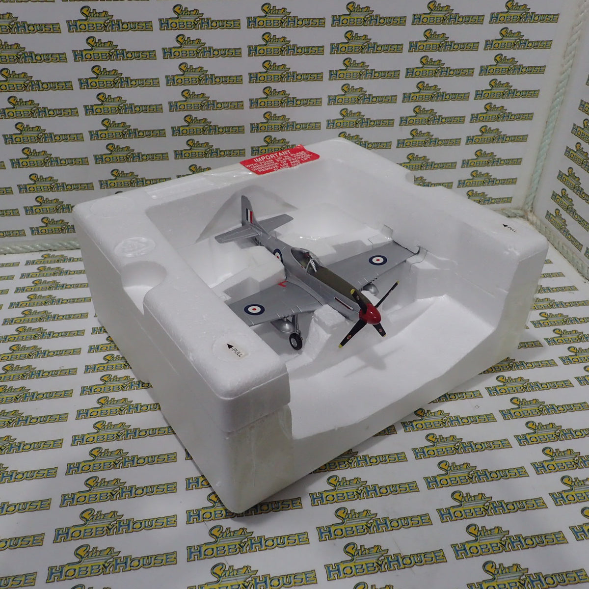 Franklin Mint Armour Collection B11E329 - 1/48 RAAF P-51 Mustang Diecast Model Aircraft