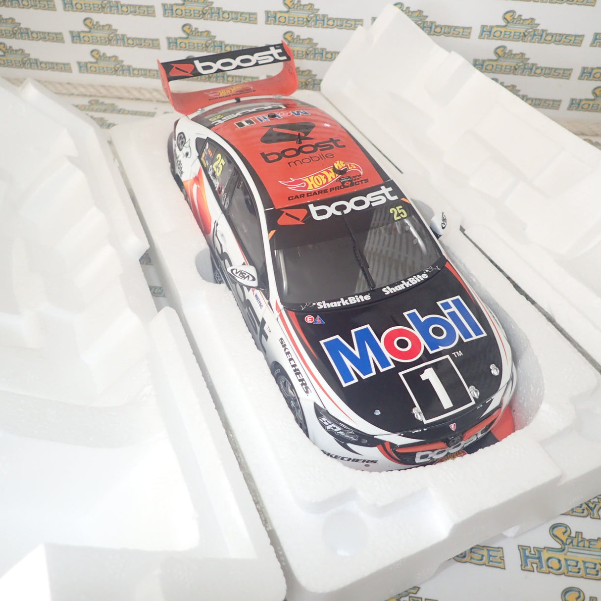 Biante - B18H18J 1/18 Scale - Holden ZB Commodore Mobil 1 Boost Racing #25 James Courtney 2018 Townsville 400 Diecast Scale Model Replica