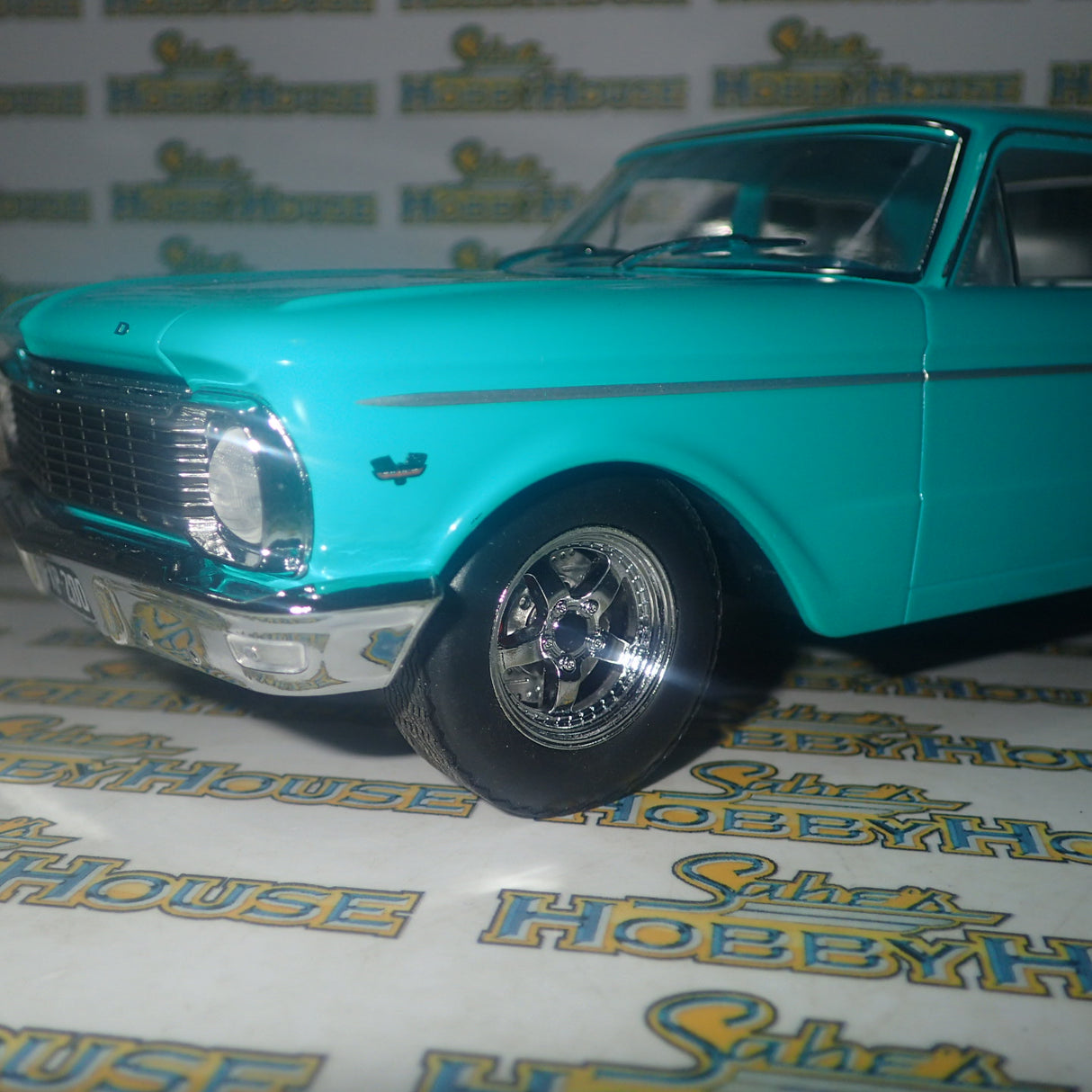 DDA DDA002 - 1/18 Scale Artisan Collection 1965 Ford XP Falcon in Teal Die-cast Model Replica