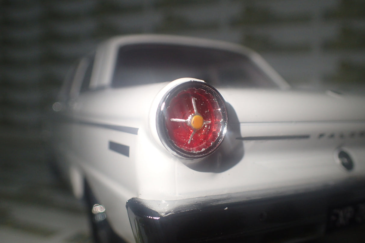 DDA DDA003-B - 1/18 Scale Artisan Collection 1965 Ford XP Falcon in White with Mag Wheel Variation Diecast Scale Model Replica