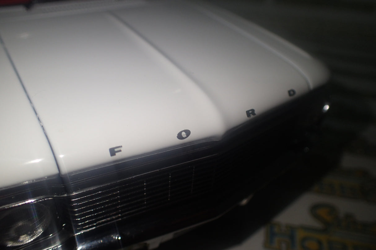 DDA DDA003-B - 1/18 Scale Artisan Collection 1965 Ford XP Falcon in White with Mag Wheel Variation Diecast Scale Model Replica