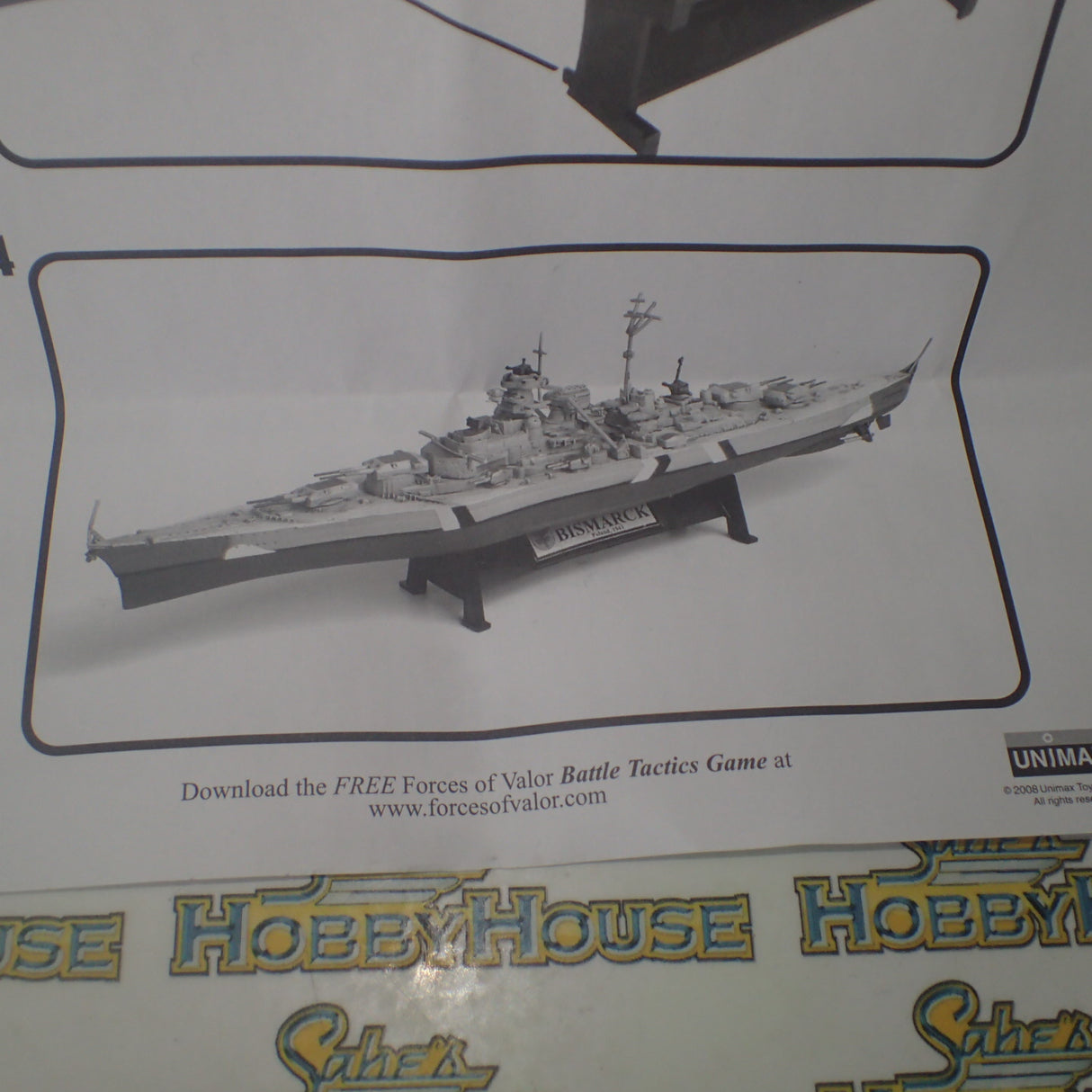 Forces of Valor 86001 - 1/1000 Scale Battle Extreme Series German Battleship Bismarck Poland 1941 Diecast Scale Model Replica