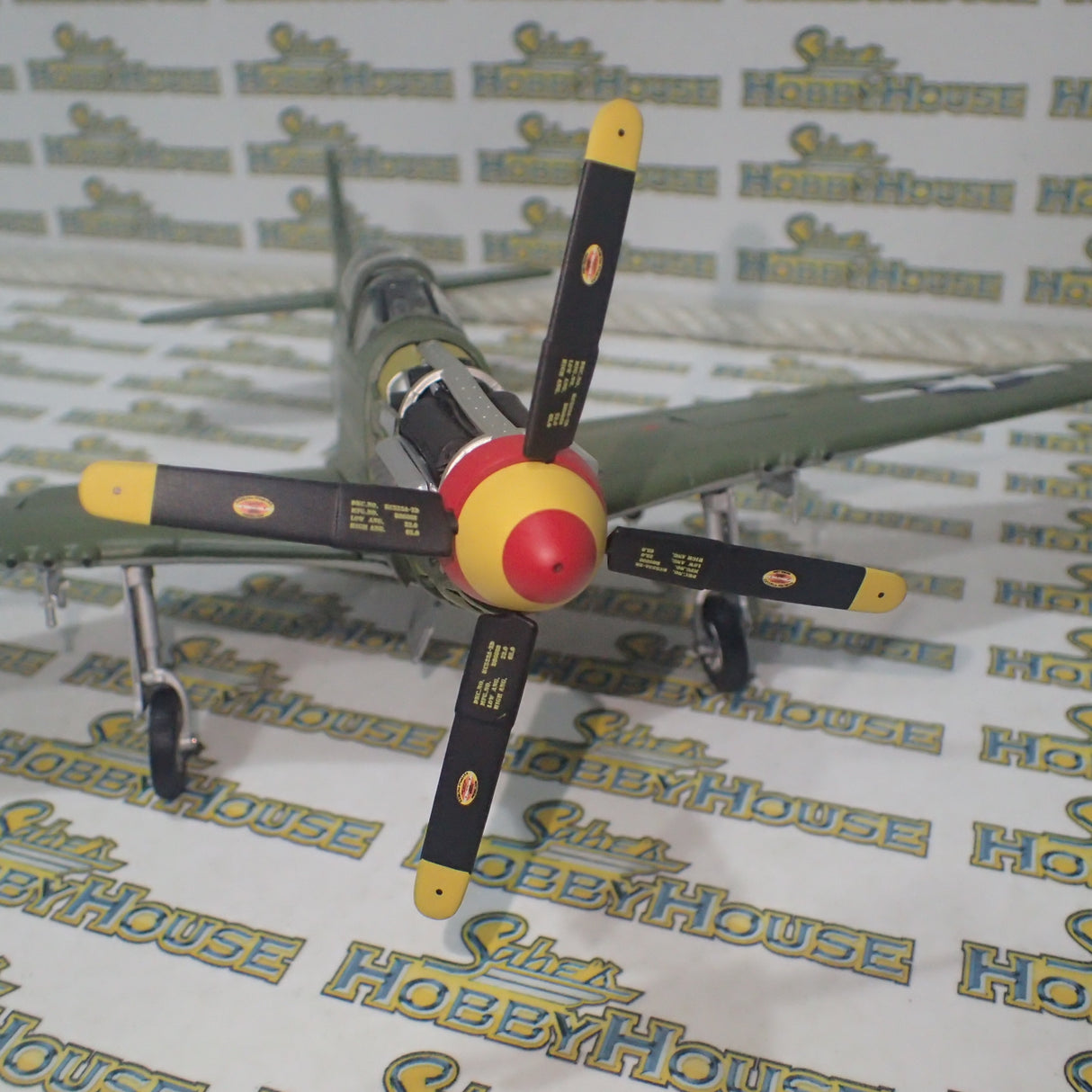 GMP G3502006 - 1/35 Scale P-51D Mustang 44-14789 Missouri Armada Die-Cast Plane