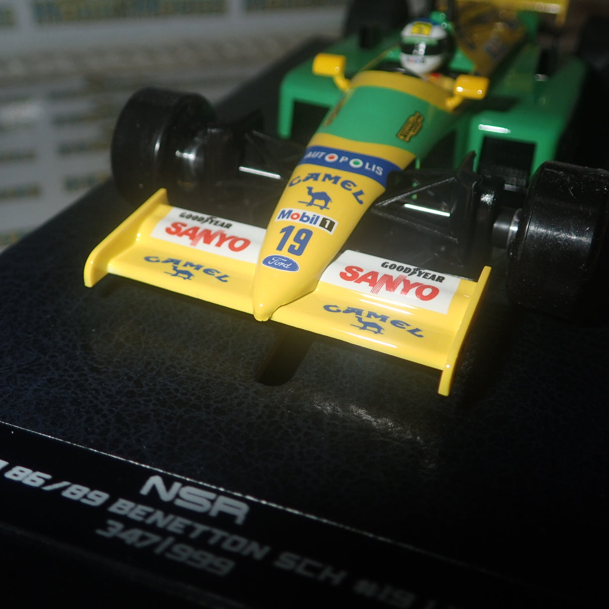 NSR NHL06 - 1:32 SCALE FORMULA 86/89 - BENETTON CAMEL SCH #19 LIVERY