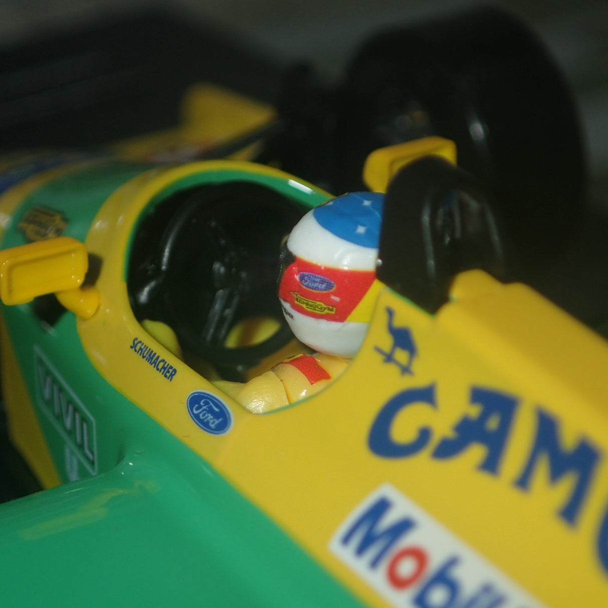NSR NHL06 - 1:32 SCALE FORMULA 86/89 - BENETTON CAMEL SCH #19 LIVERY