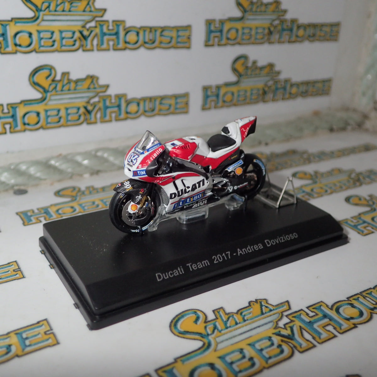 Spark Models M43045 - 1/64 Scale - Ducati GP17 #04 - Ducati Team Winner Italian GP - Mugello - 2017 Andrea Dovizioso Scale Model Replica